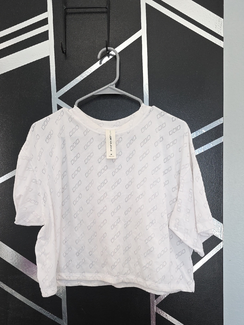 Lorna Jane White Cropped Logo Tee